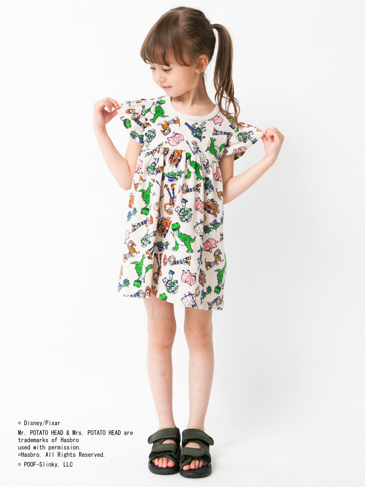 Kids トイ ストーリー 総柄ワンピース Koe コエ 公式 通販サイト Koe コエ のワンピース