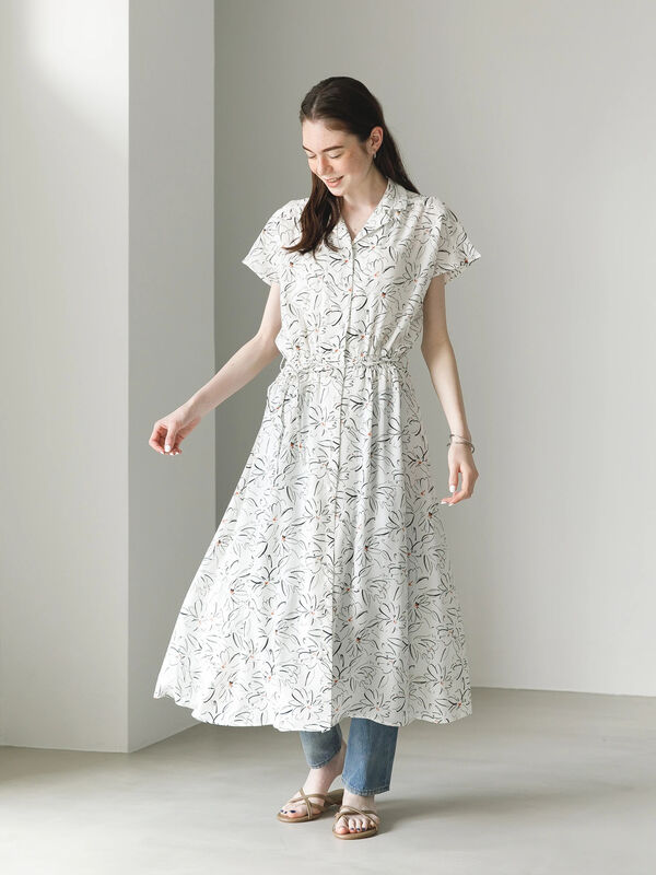 フラワープリントガウンワンピース A1cck Koe コエ Koe Women S コエウィメンズ のワンピースアイテム Koe コエ 公式 通販サイト